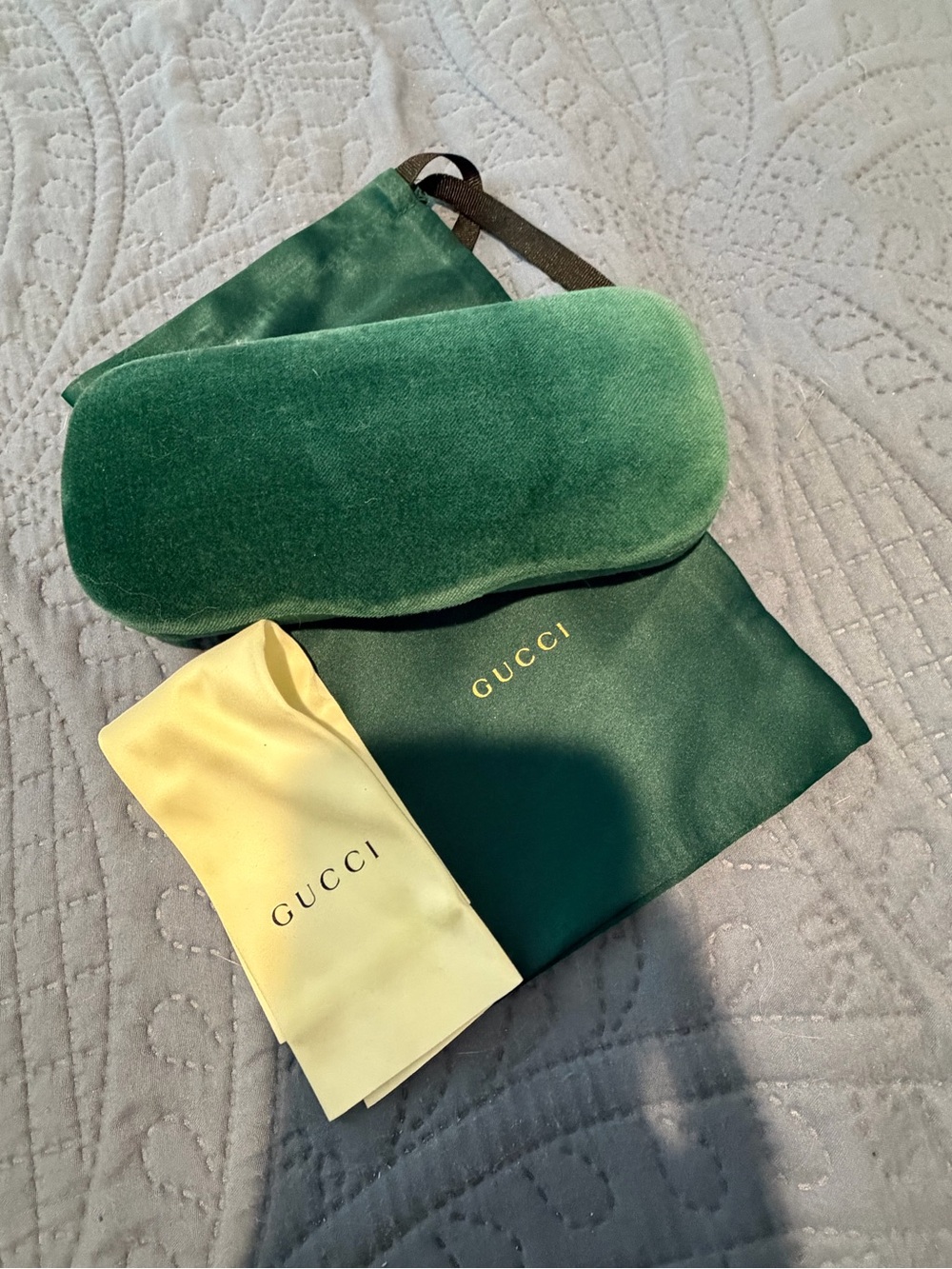 Gucci Green Velvet Eyewear Pouch with Branded Dust Bags